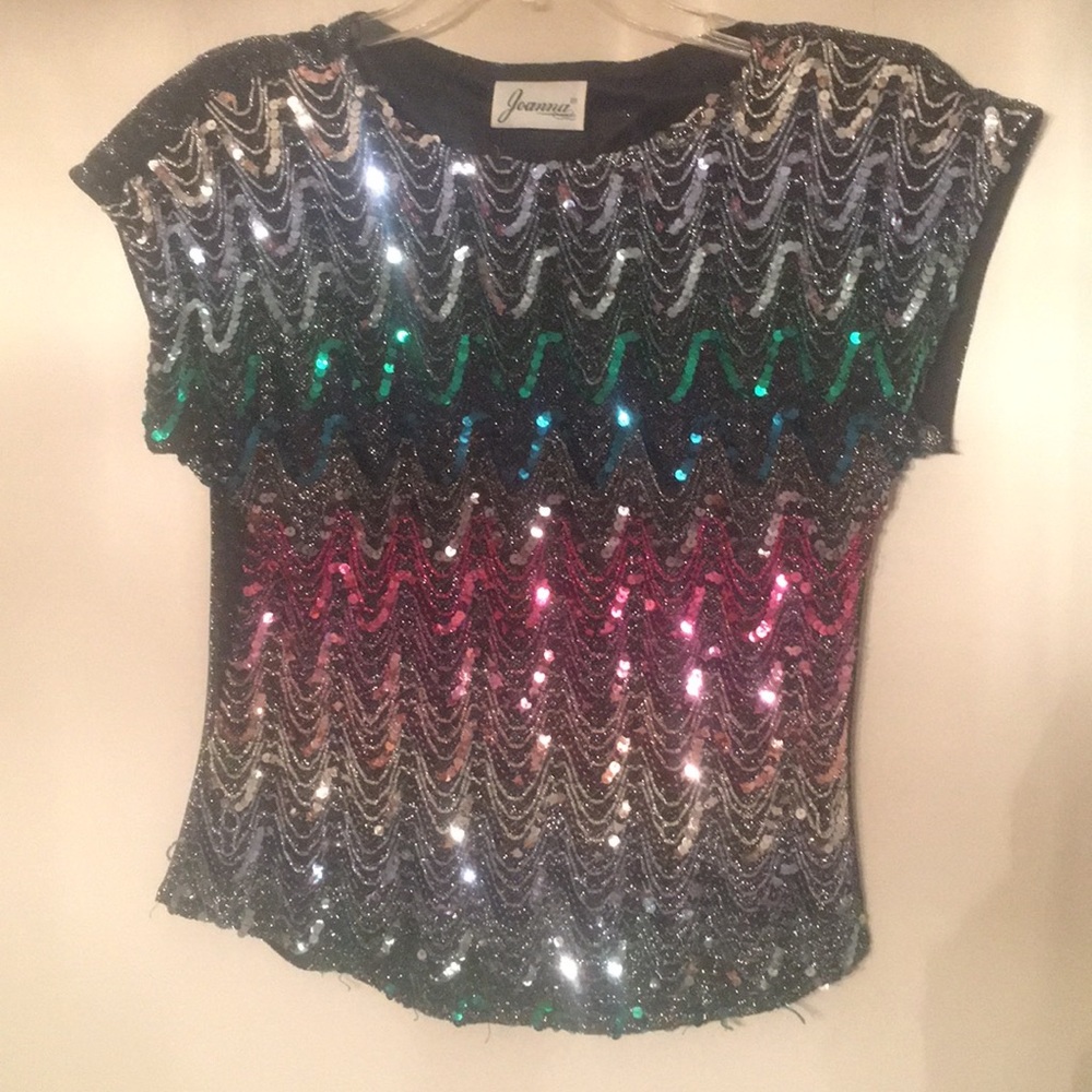 Multi-color sequined top